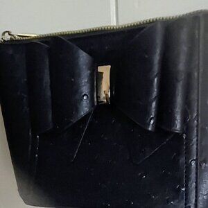 Crossi York Bow Black Faux Ostrich Crossbody